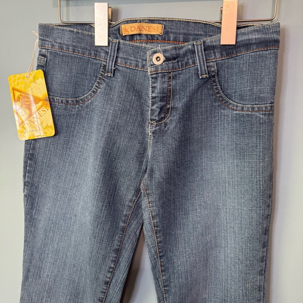 Danesi Low Rise Flare Jeans with Embellishments. NWT. Juniors Size 3 - Picture 3 of 15